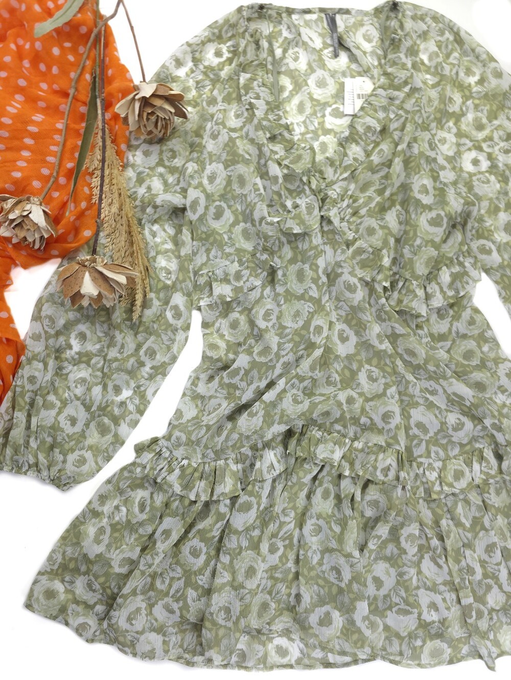 New Loverly Grey Anthro Green Floral Ruffle V-Neck Mini Dress Sz M